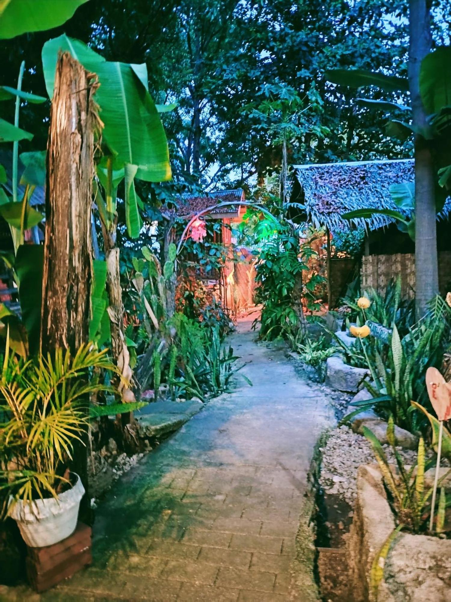 Stay N Save B&B Oslob Extérieur photo